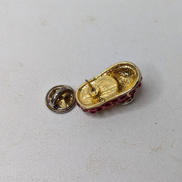 2 Vintage Wizard of Oz Red Ruby Slippers Rhinestone Jewelry Pieces - Picture 6 of 11